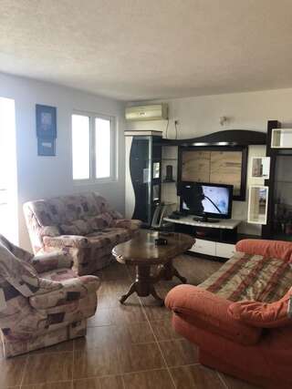 Апартаменты Leni Apartmani Dobre Vode Добра-Вода Апартаменты-9
