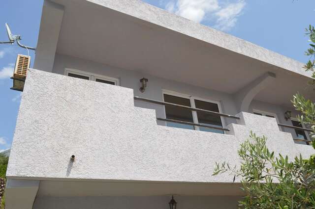 Апартаменты Leni Apartmani Dobre Vode Добра-Вода-27